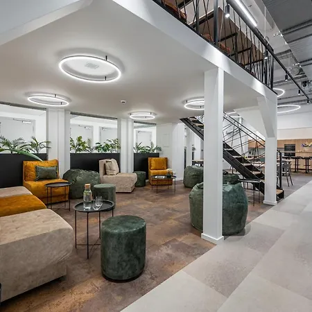 We Loft Butas *